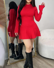 Long-Sleeved Fitted Knit Dress