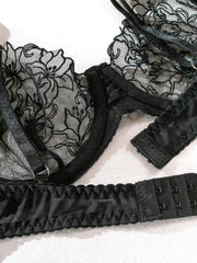 Embroidered Chain Lingerie Three-piece Set