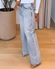Side Buttons Wide-Leg Jeans