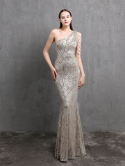 Elegant One-Shoulder Burgundy Sequin Gown