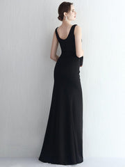 Square Neck Sleevelss Solid Folds Cocktail Dress
