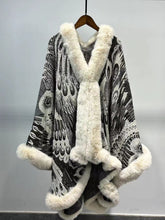 Graphic Elegant Faux Fur Trim Cape Shawl