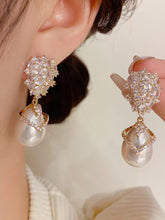 Champagne Pearl Zirconia Earrings