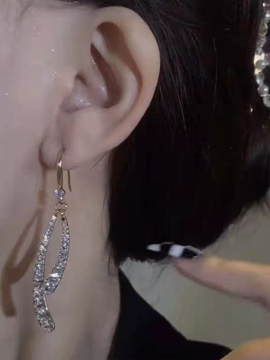 Inlay Stone Fishtail Earrings