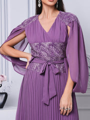 V-neck Panel Embodied Fold A-line Dress