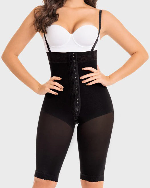 Tummy Sculpting Mid-Length Pants with Straps