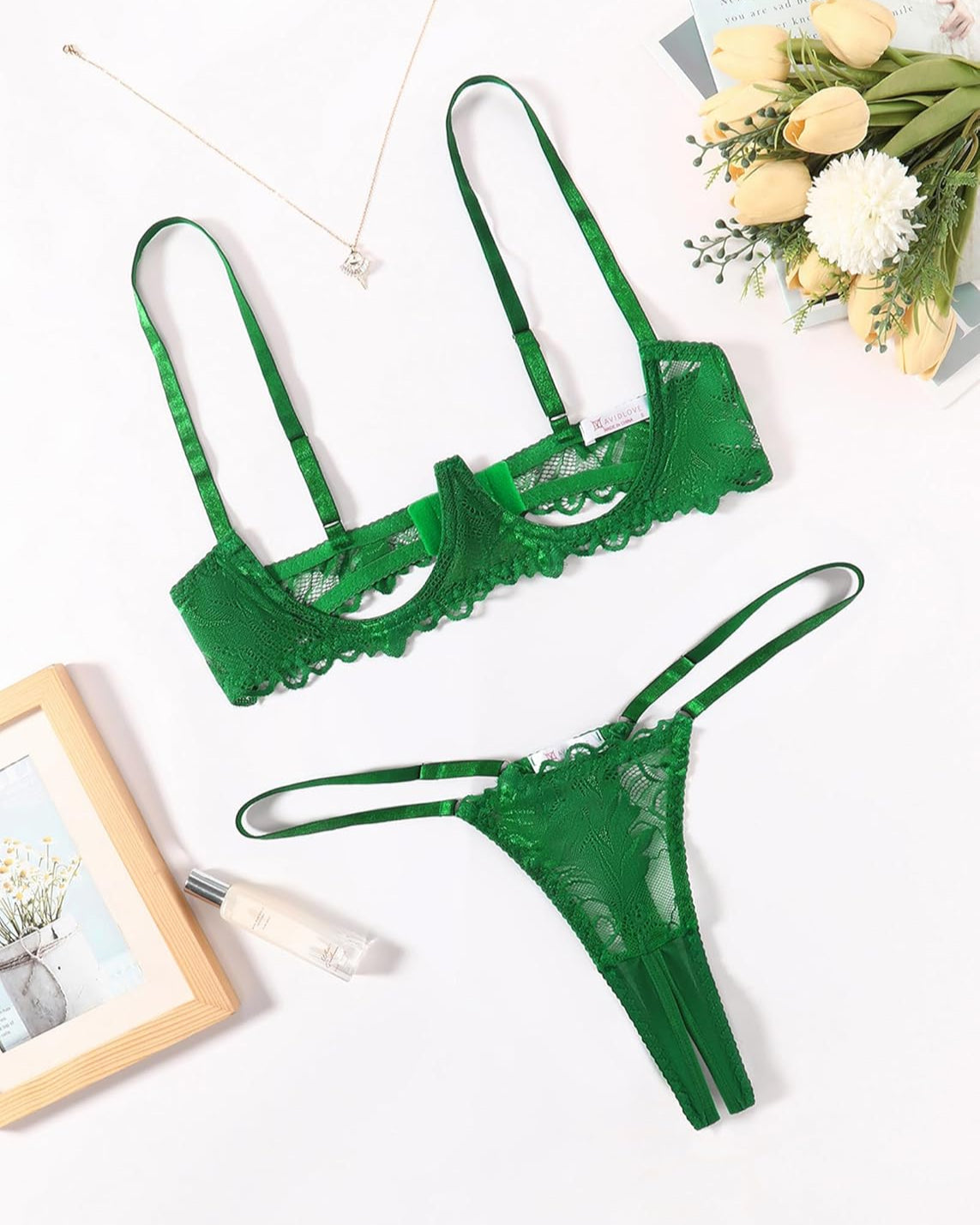 Lace Bra and Panty Underwire Lingerie Set