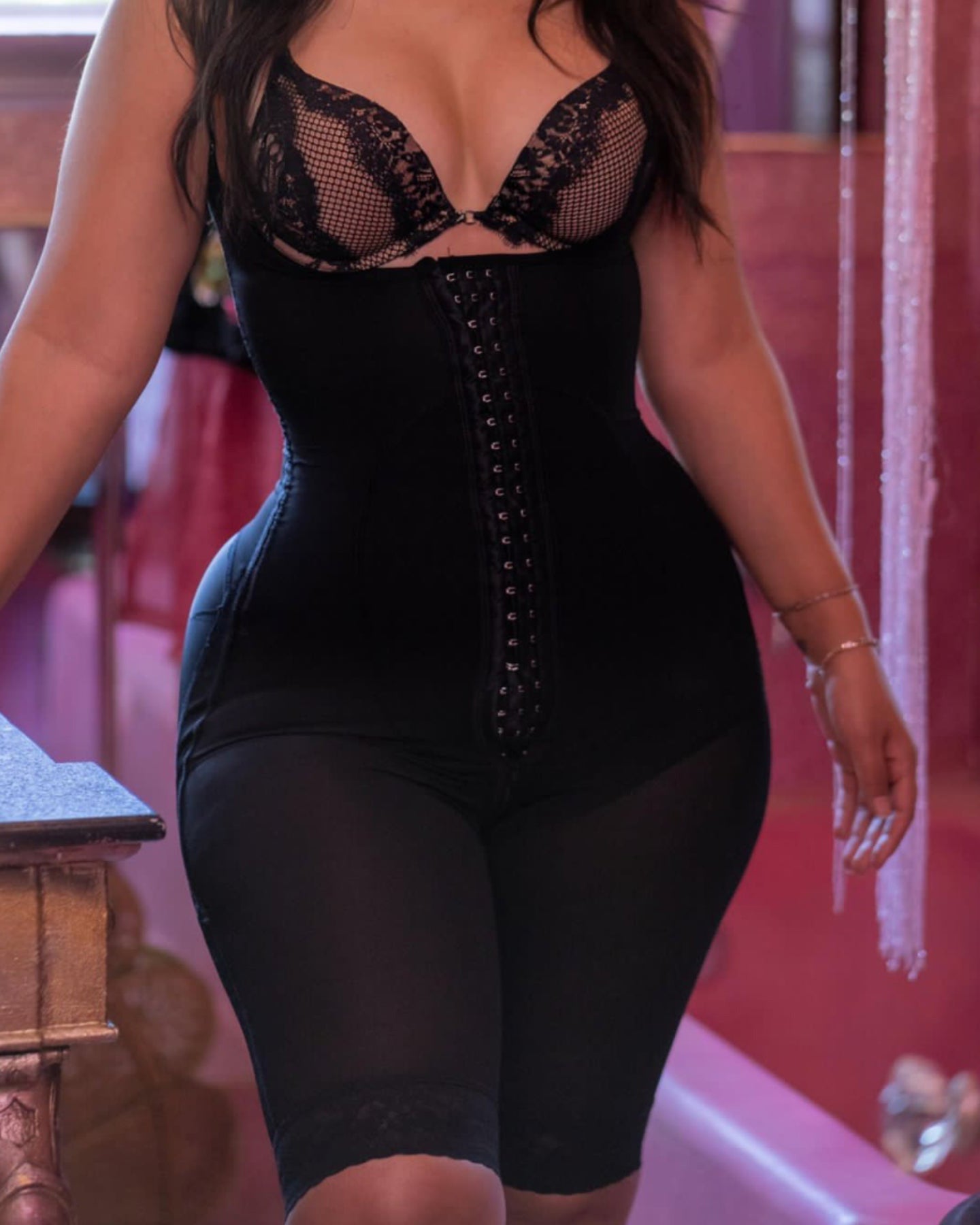 Comfortable Hourglass Body Lace Shaper
