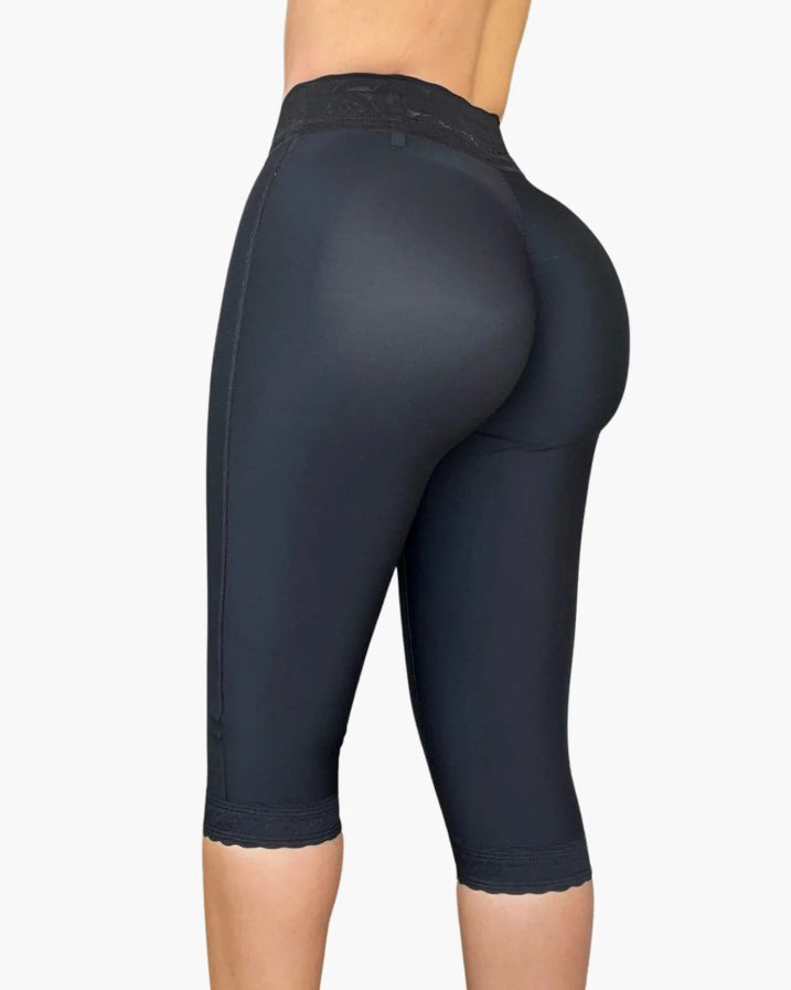 Lace-Trimmed Hip-Lifting Mid-Length Shaping Pants