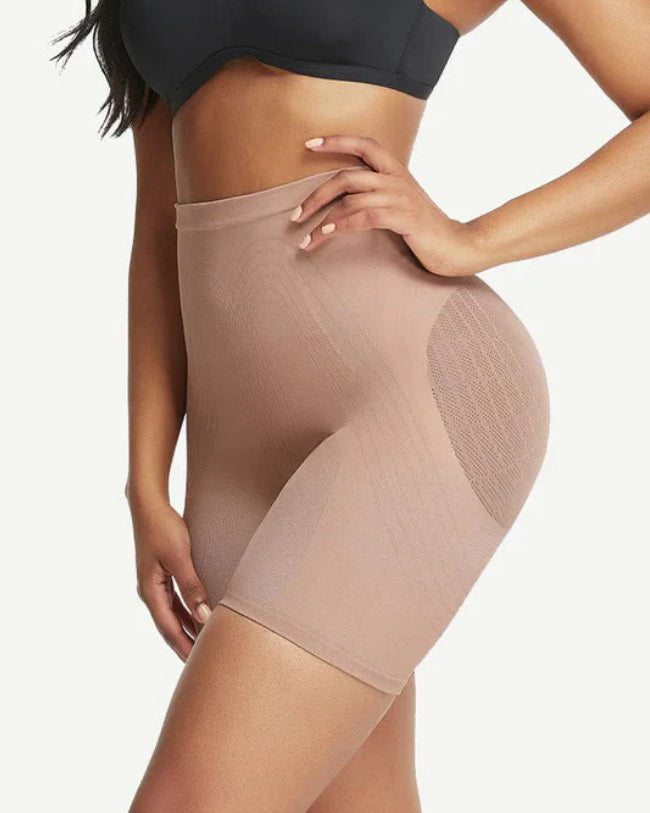 Comfortable Seamless Butt-Lifting Shorts