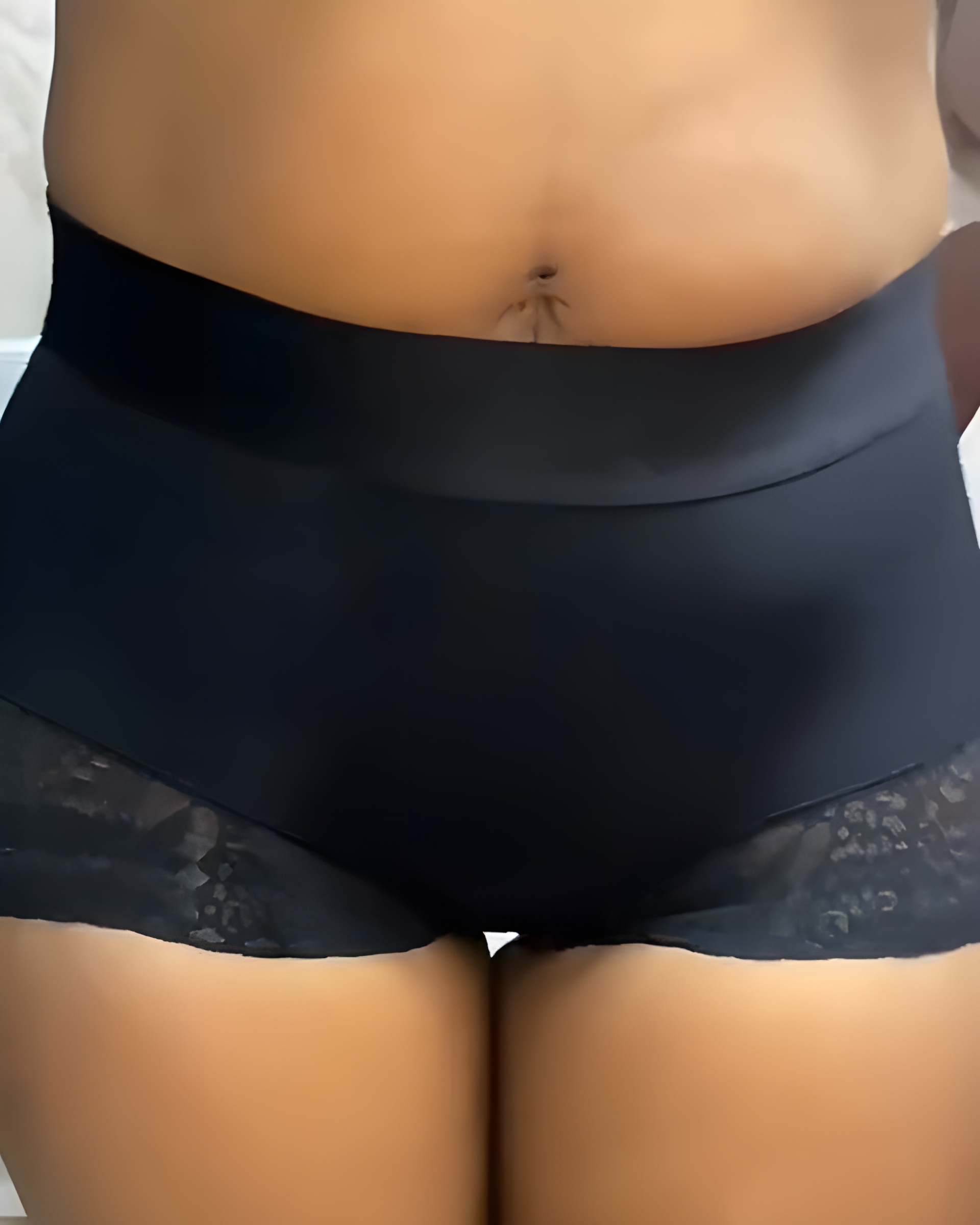 Comfortable Lace Trim Hip-Lifting Shorts