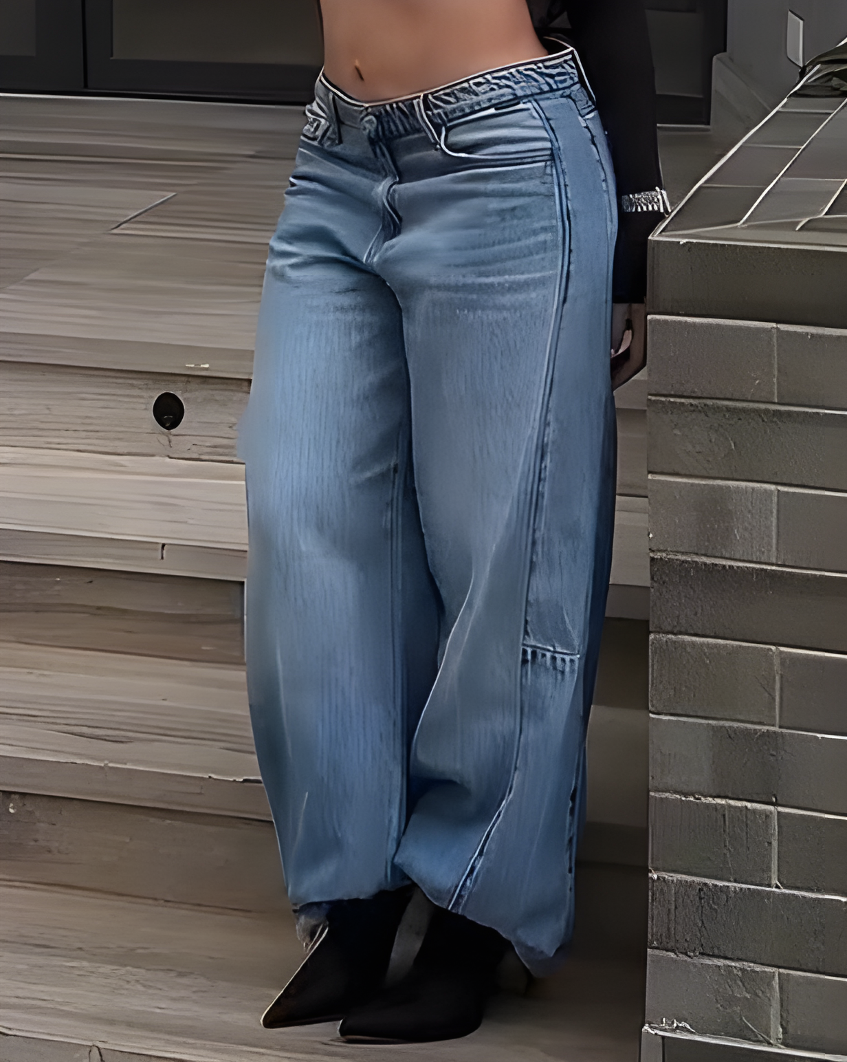 High-Waisted Raw-Edge Wide-Leg Jeans