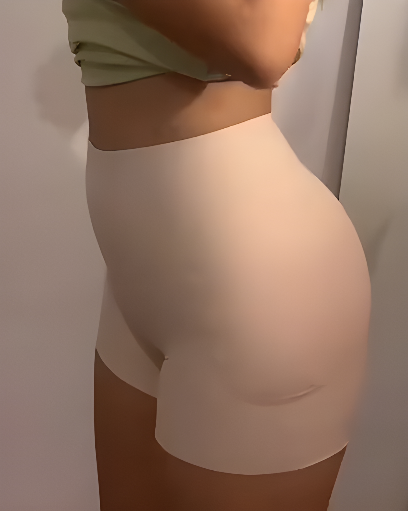 Seamless Comfortable Hip-Lifting Shaping Shorts