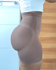 Comfortable Seamless Butt-Lifting Shorts