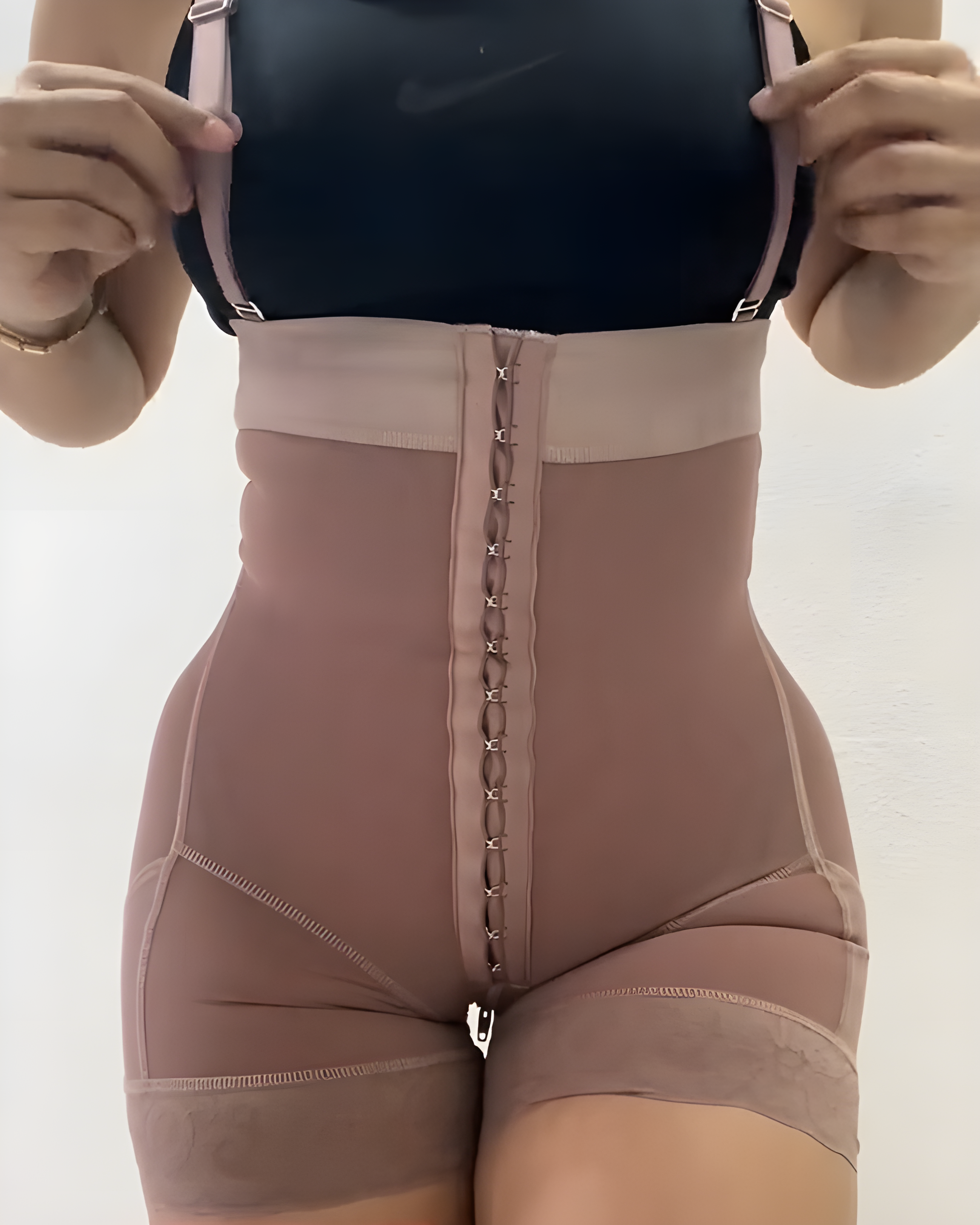 Detachable Strap Hip-Sculpting Body Shaper