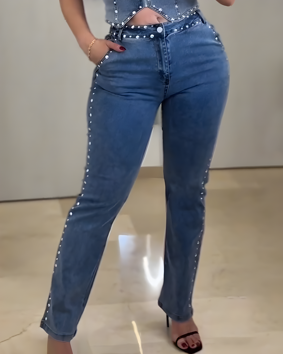 High-Elasticity Studded Straight Leg Jeans