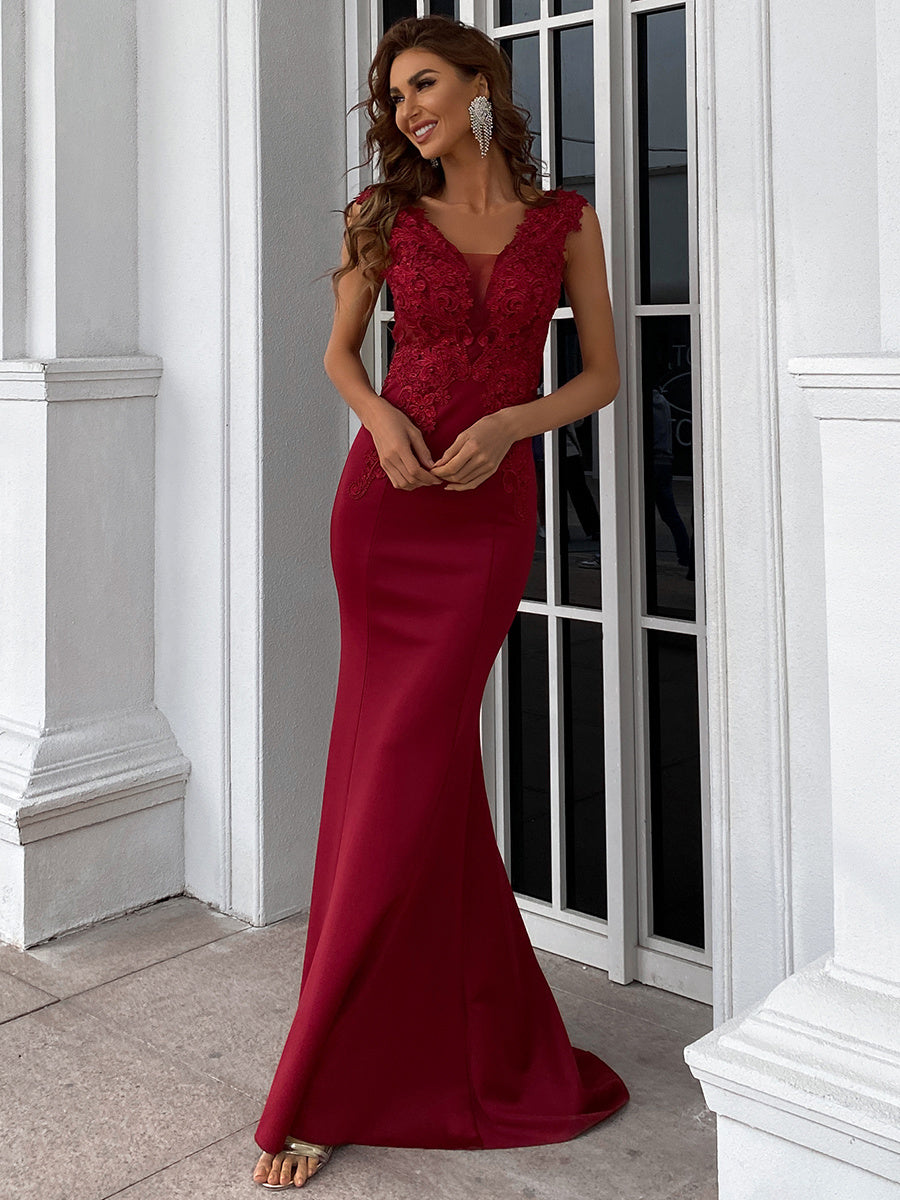 Elegant V-Neck Embroidered Applique Mermaid Evening Gown