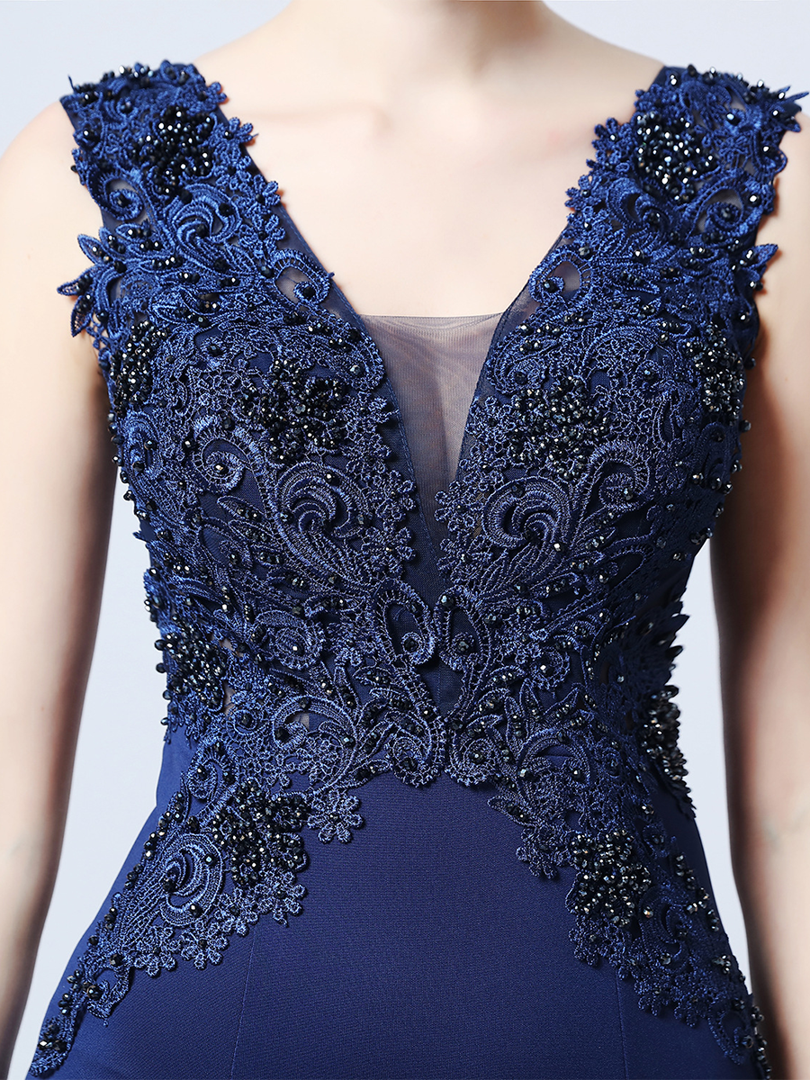 Elegant V-Neck Embroidered Applique Mermaid Evening Gown