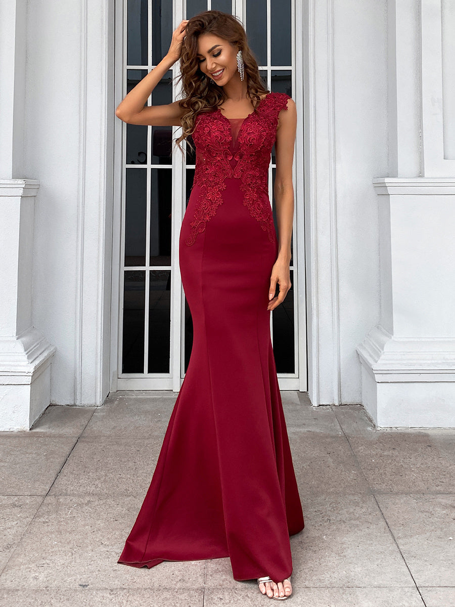 Elegant V-Neck Embroidered Applique Mermaid Evening Gown