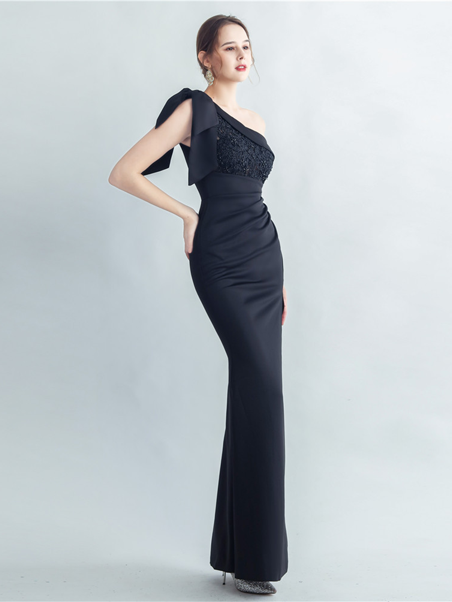 One-Shoulder Bowknot Lace Panel High Slit Evening Gown