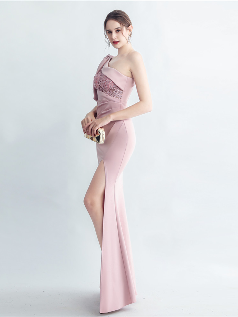 One-Shoulder Bowknot Lace Panel High Slit Evening Gown