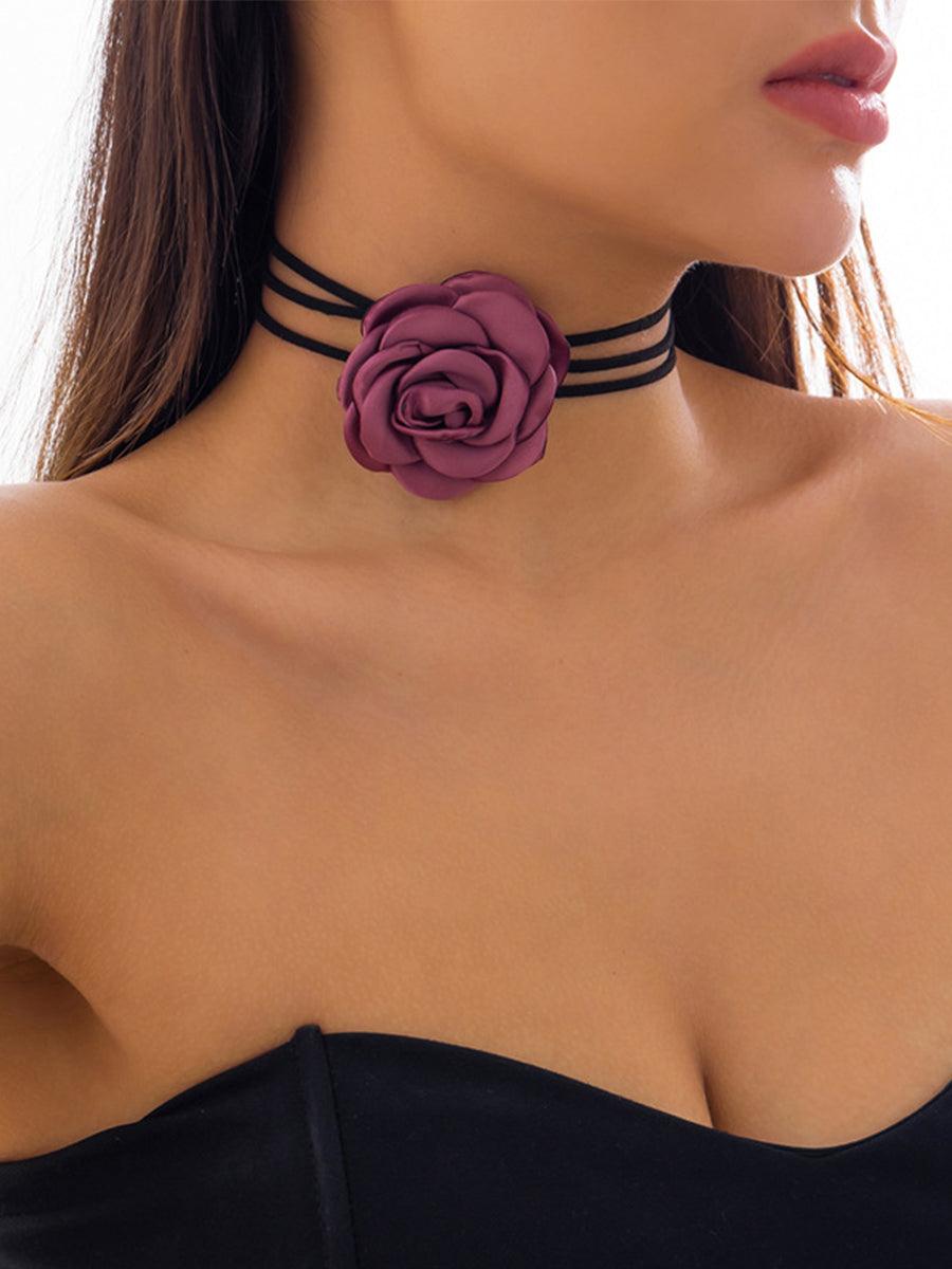 Sweet Free Knotted Camellia Necklace