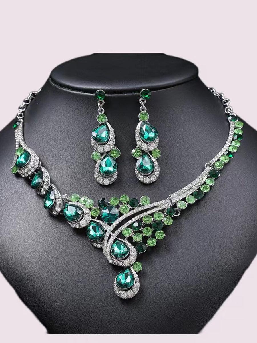 Full Diamonds Crystal Necklace Earrings Sett MRL20004