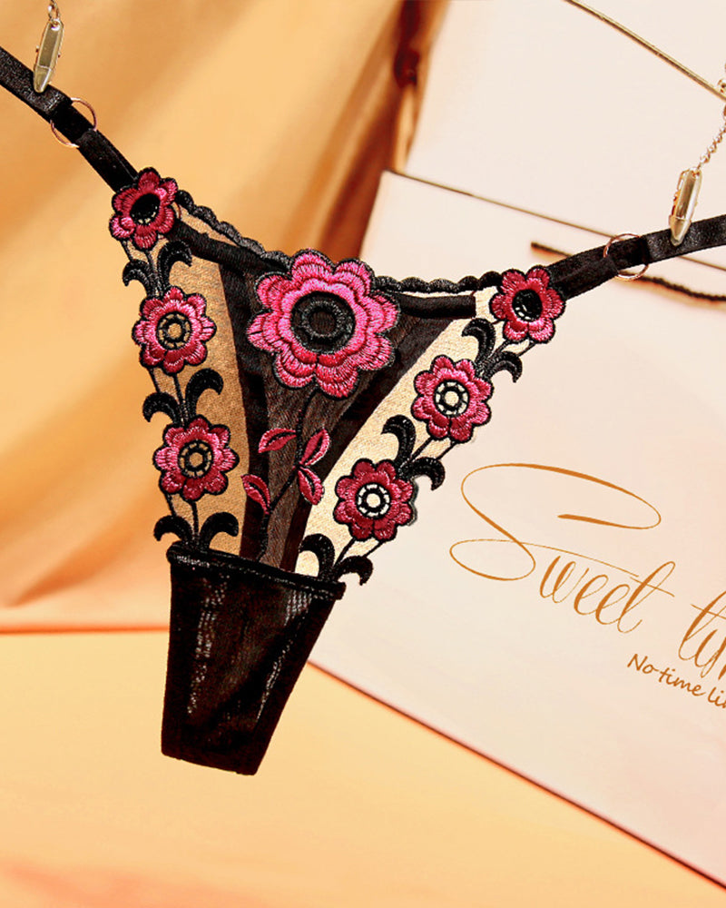 Low Waist Triangle Lace Thong Panties