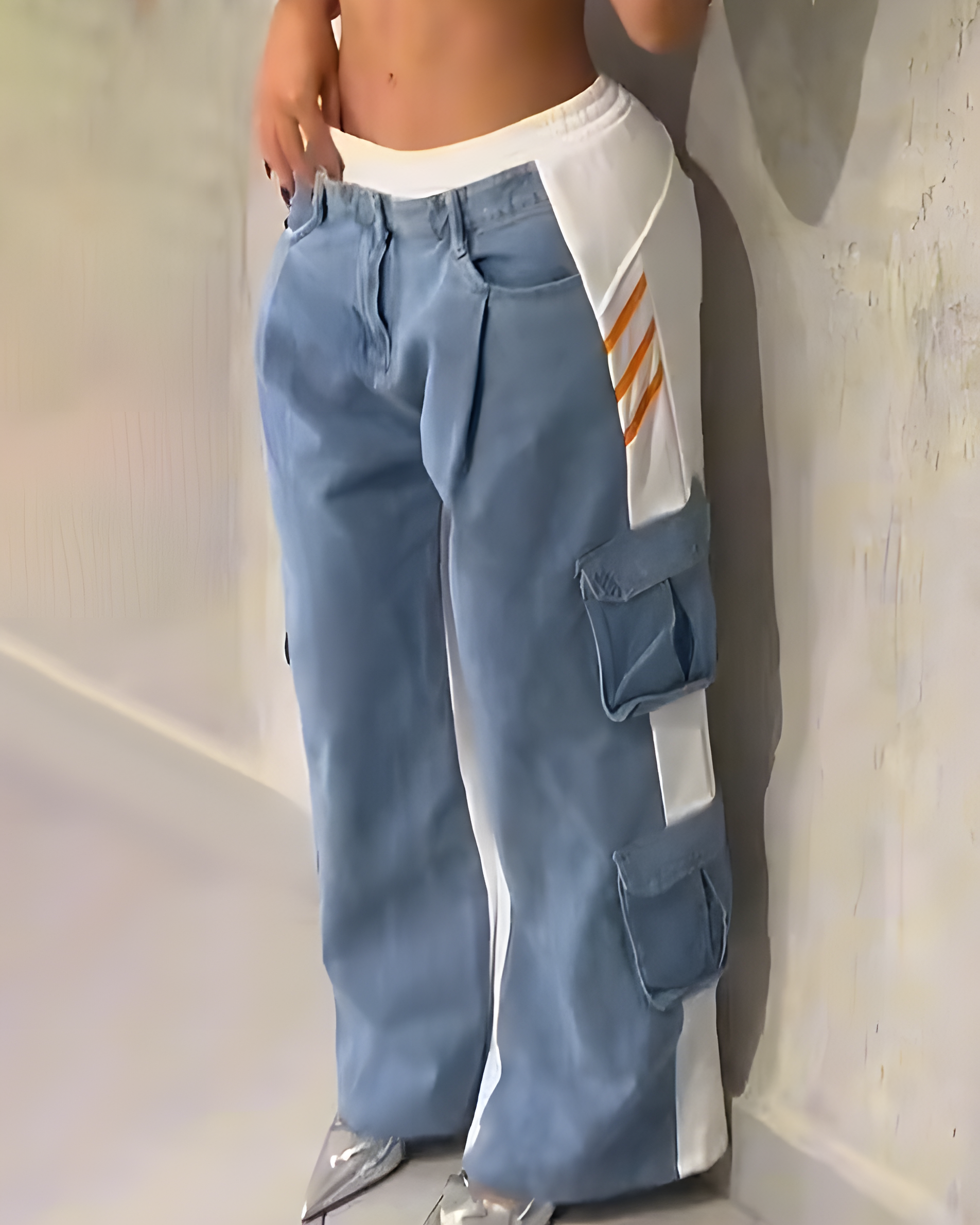 Contrast-Paneled Wide-Leg Jeans