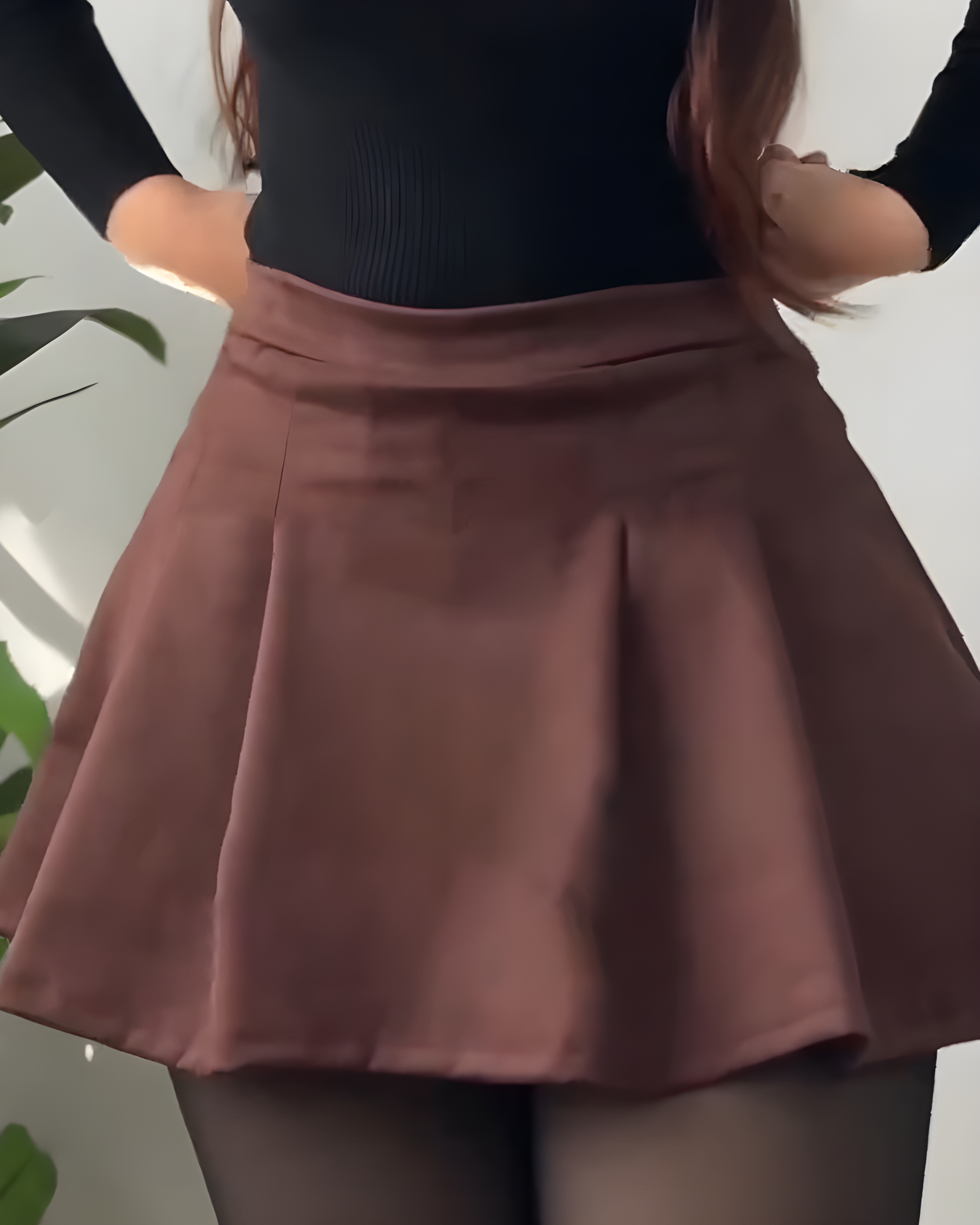 Slim Pleated Skirt