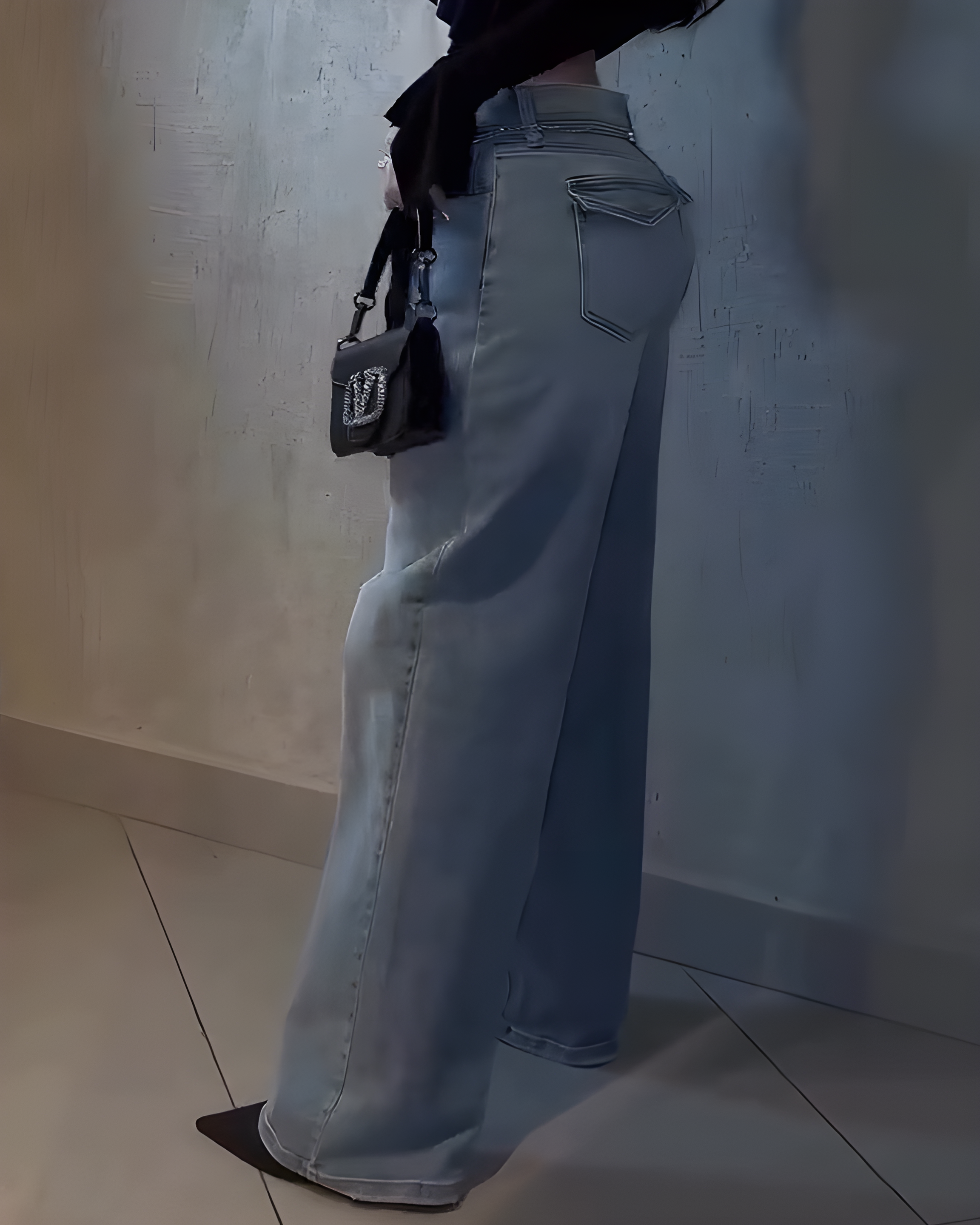 High-Waisted Comfort Wide-Leg Jeans