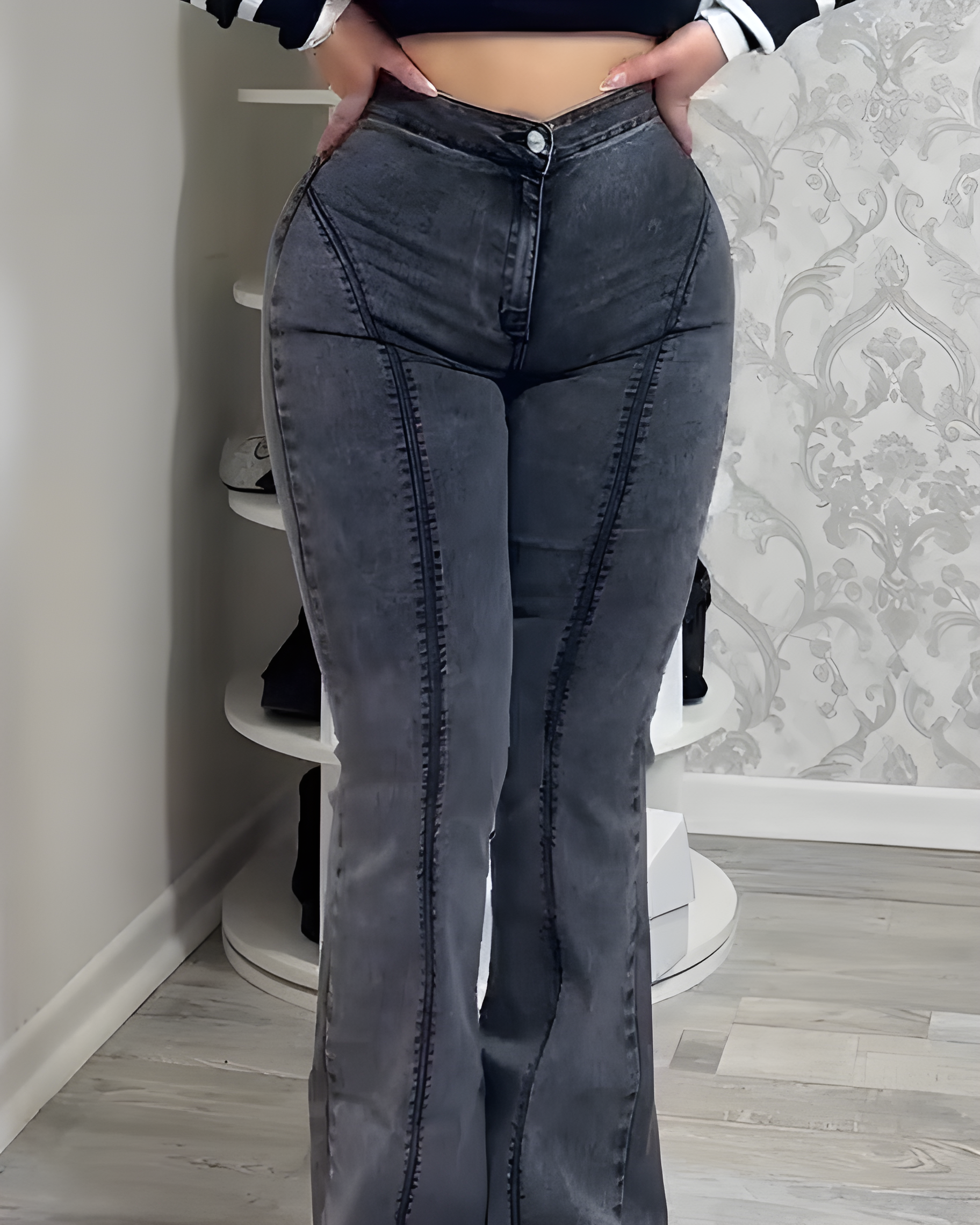 High-Rise Hip-Lifting Skinny Flared Jeans