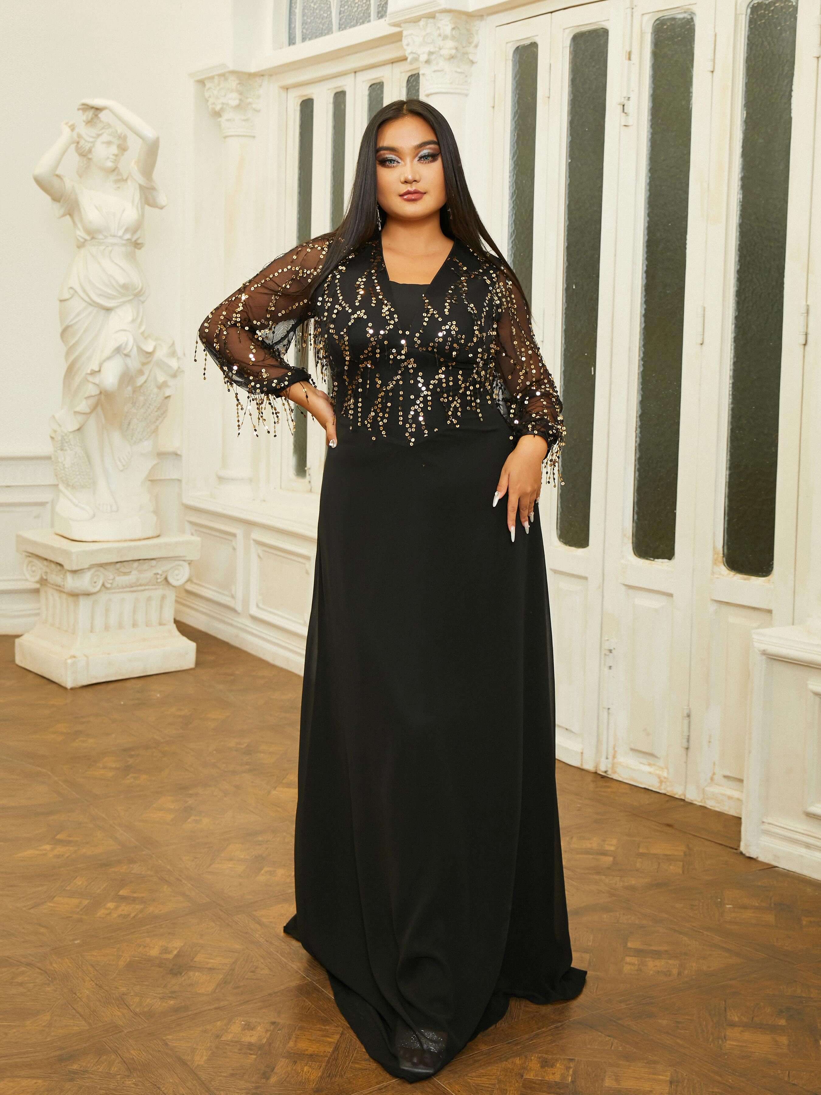 Plus Size Panel V-neck A-line Prom Dress