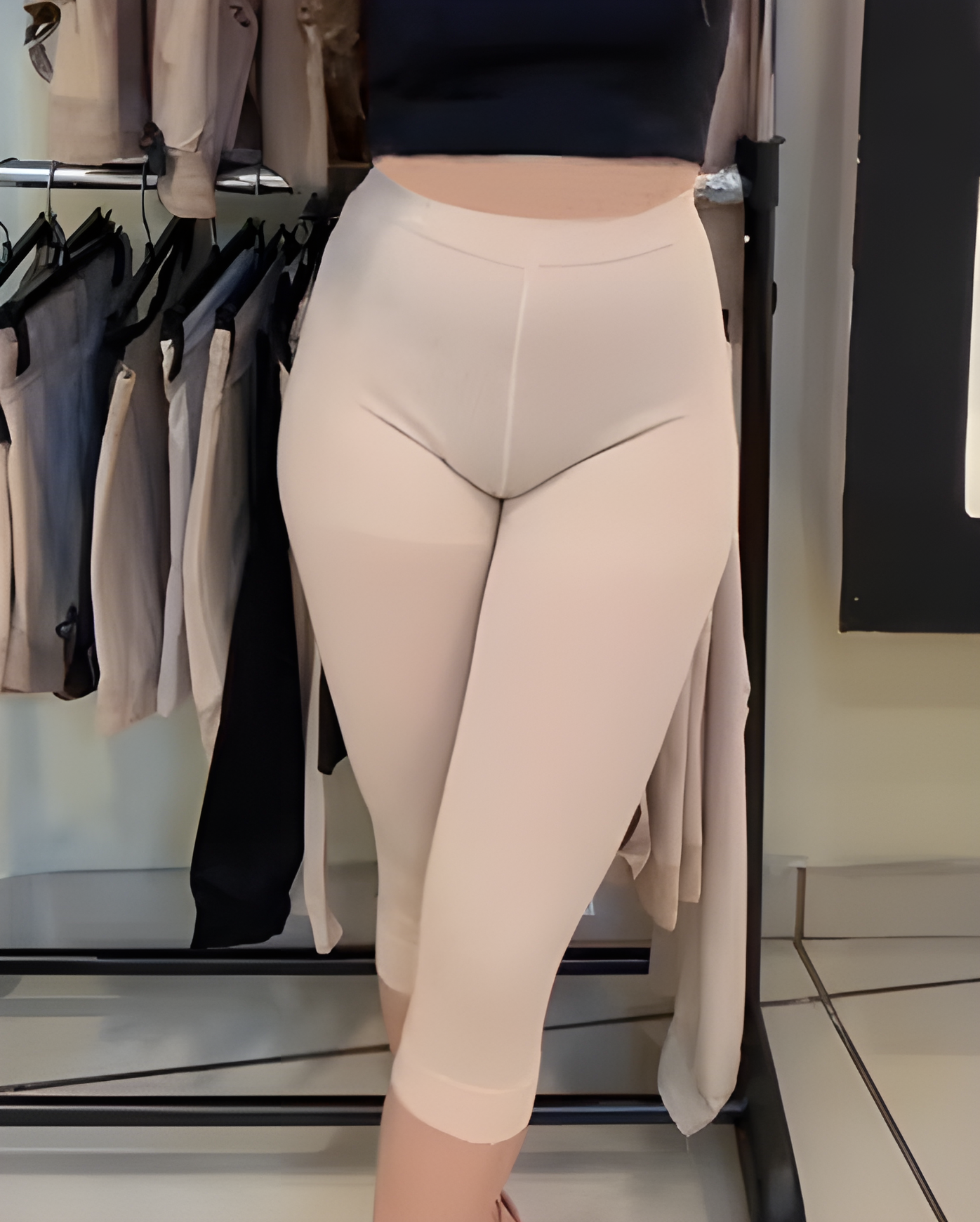 High-Waisted Tummy Sculpt Seamless Shaping Pants