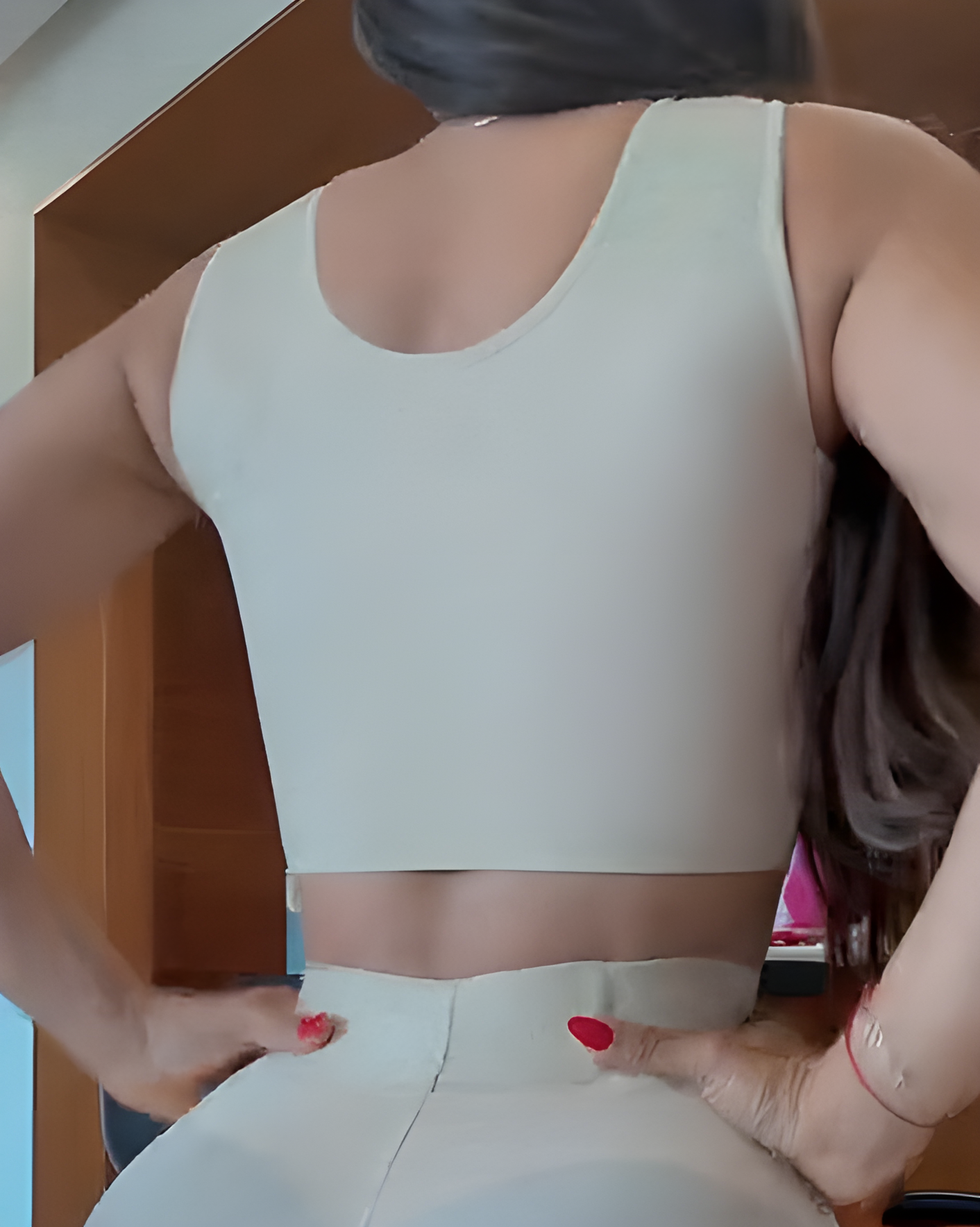 Wide Strap Hook and Eye Shaping Bra