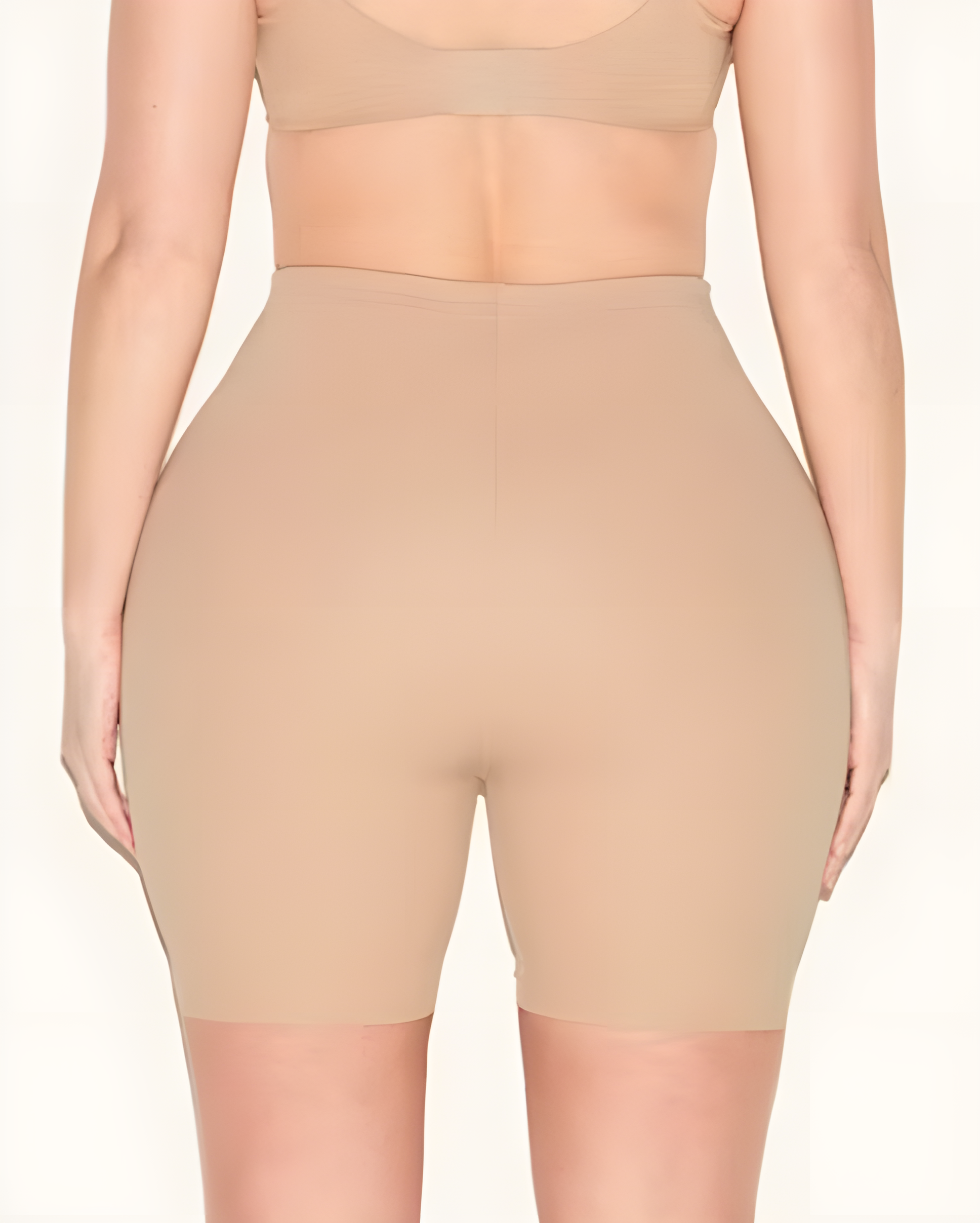 Hip-Lifting Seamless Shorts with Padded