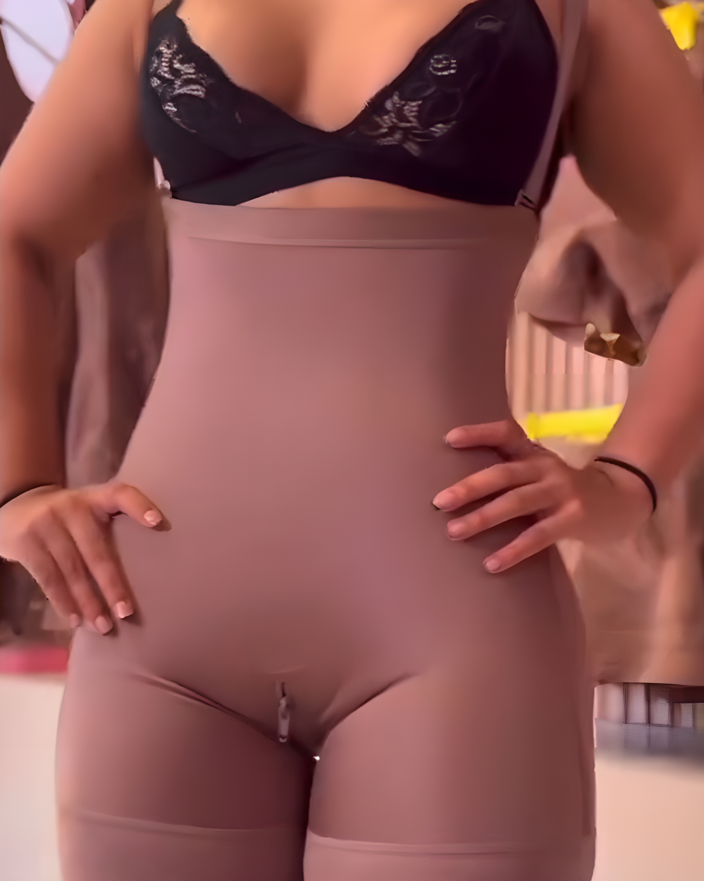 Open-Bust Lace-Trimmed Seamless Tummy-Control Body Shaper