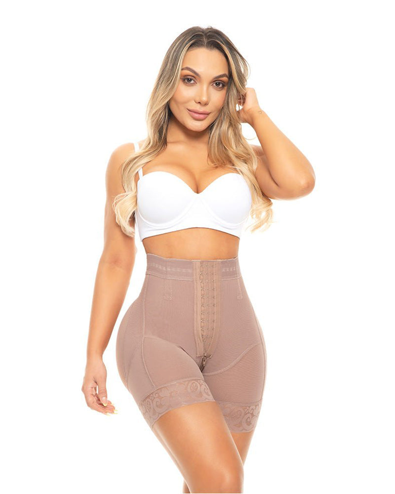 High Waist Push Up Short With 3 Rows Of Snaps And Enhancement