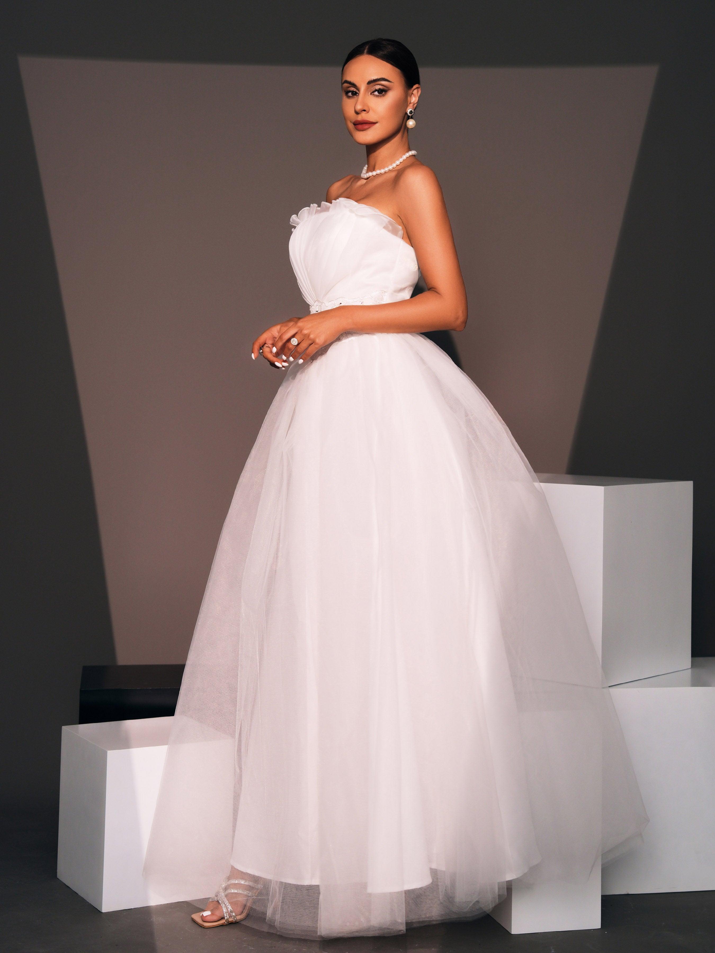 Embroidered Sheath Strappy Wedding Dress