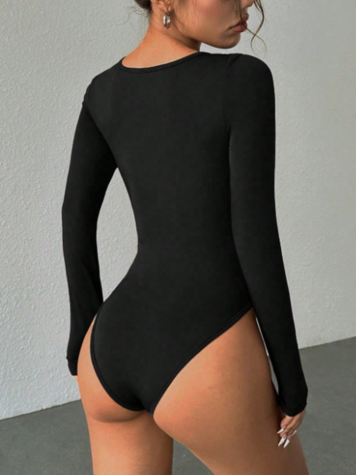 Square Neck Long-Sleeved Shaping Thong Bodysuit